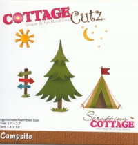 Billede: skæreskabelon Dies CottageCutz CC-255 campingtelt, træ og vejviser, Campsite, 5,3x8,2 - 4,6x4,6cm, førpris kr. 131,- nupris