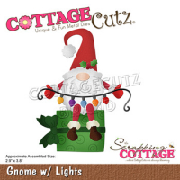 Billede: skæreskabelon nisse på gave med lyskæde, Dies CottageCutz CC-784, Gnome w/Lights